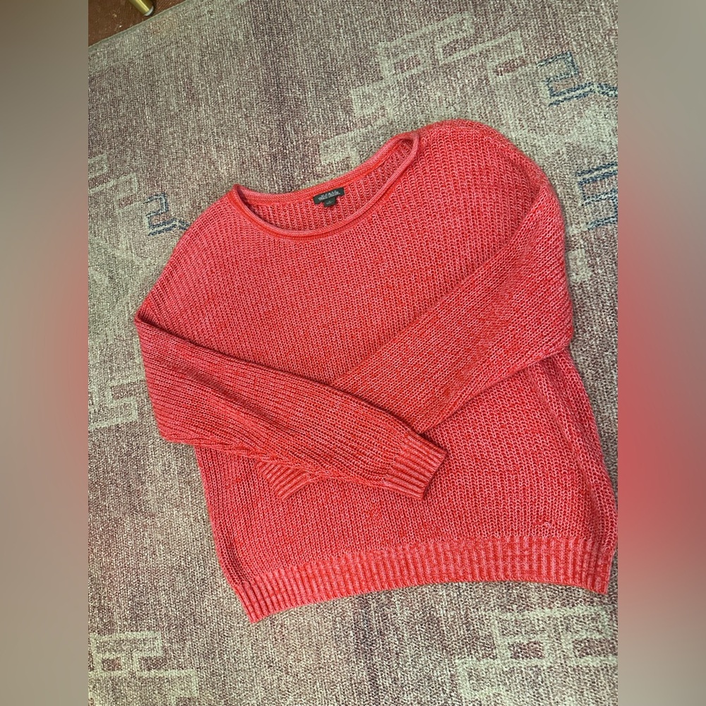 Wild fable light weight knit boxy sweater pink and red size medium